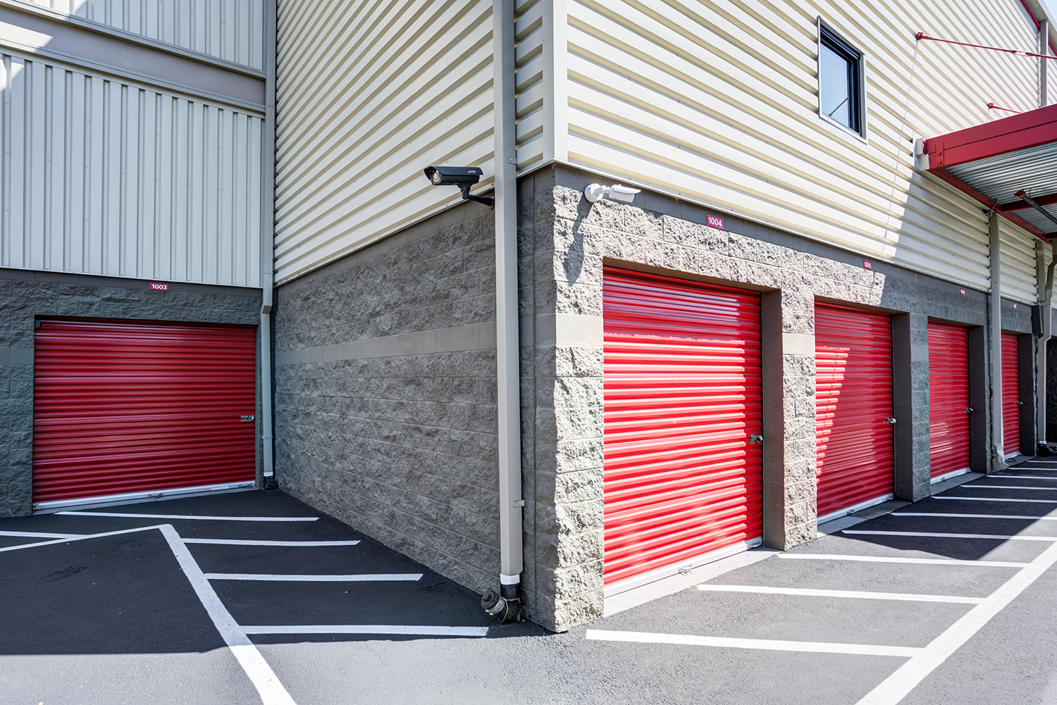 24/7 Video Surveillance at Security Public Storage in Portland, OR