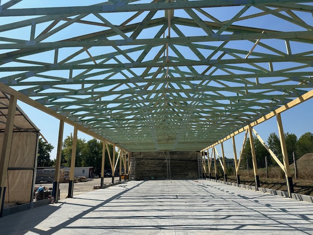 Images HORGAS TETŐ - Ácsmunka - Tetőfedés - Gépi fújt Szigetelés - Kompakt Lemez burkolás