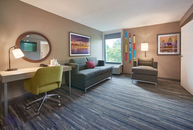 Images Hampton Inn Harrisburg West