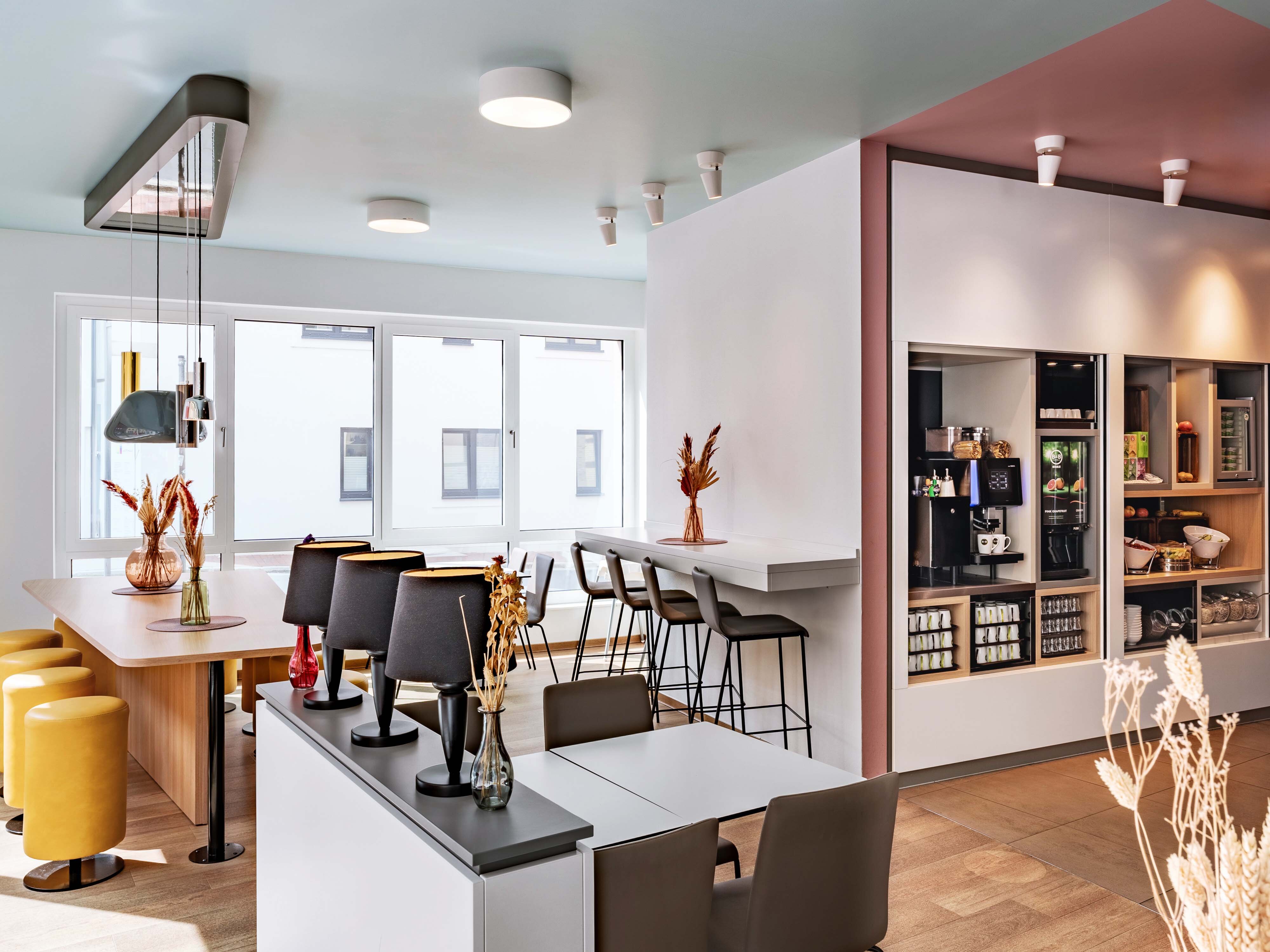 Bilder B&B HOTEL Hildesheim