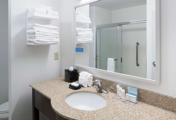 Images Hampton Inn & Suites Rochester-North