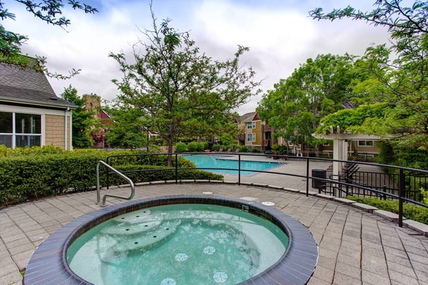 Images Commons at Verandas in Tanasbourne Apartments