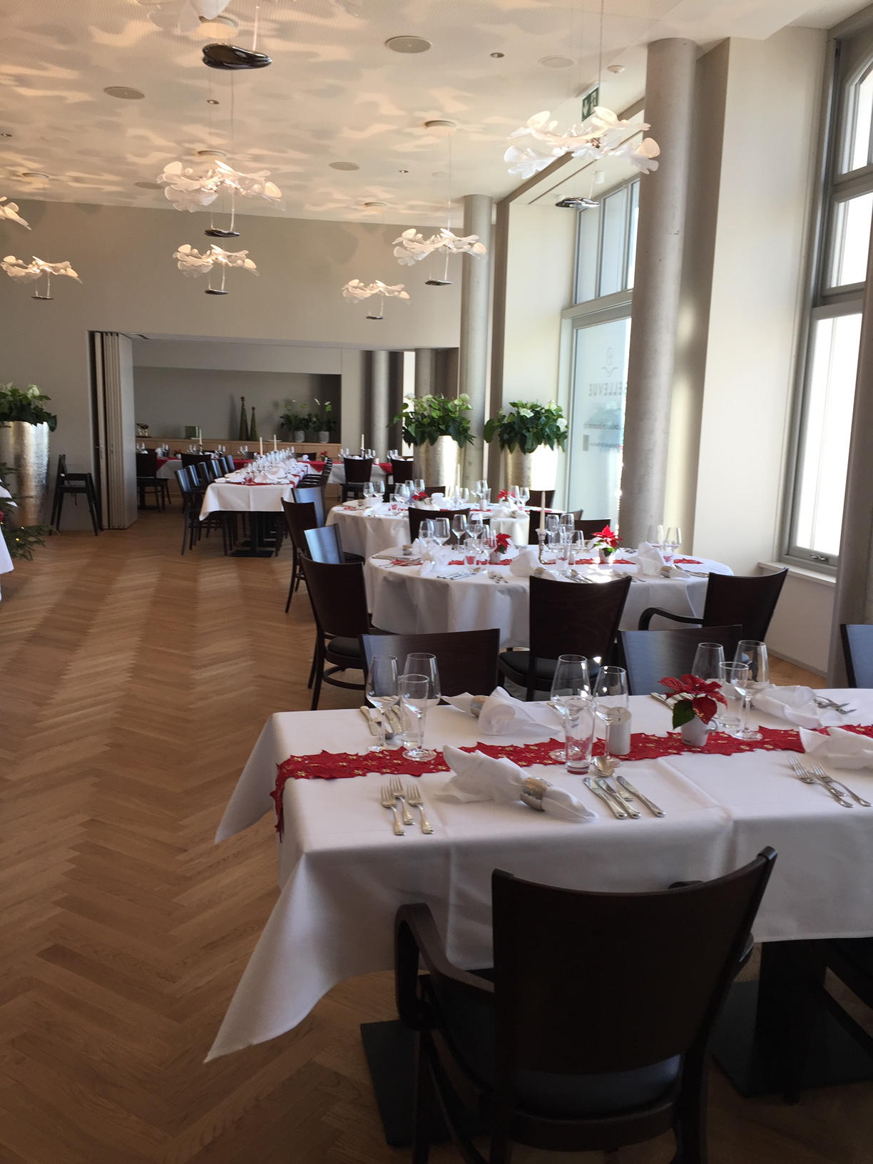 Seerestaurant Bellevue, Axenstrasse 2 in Brunnen