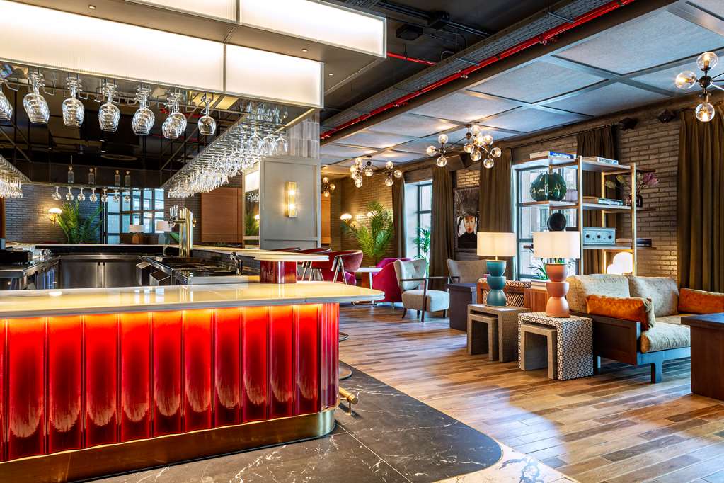 Radisson RED Madrid