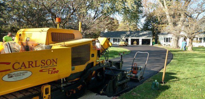 Images Gierach's Grading & Paving Inc