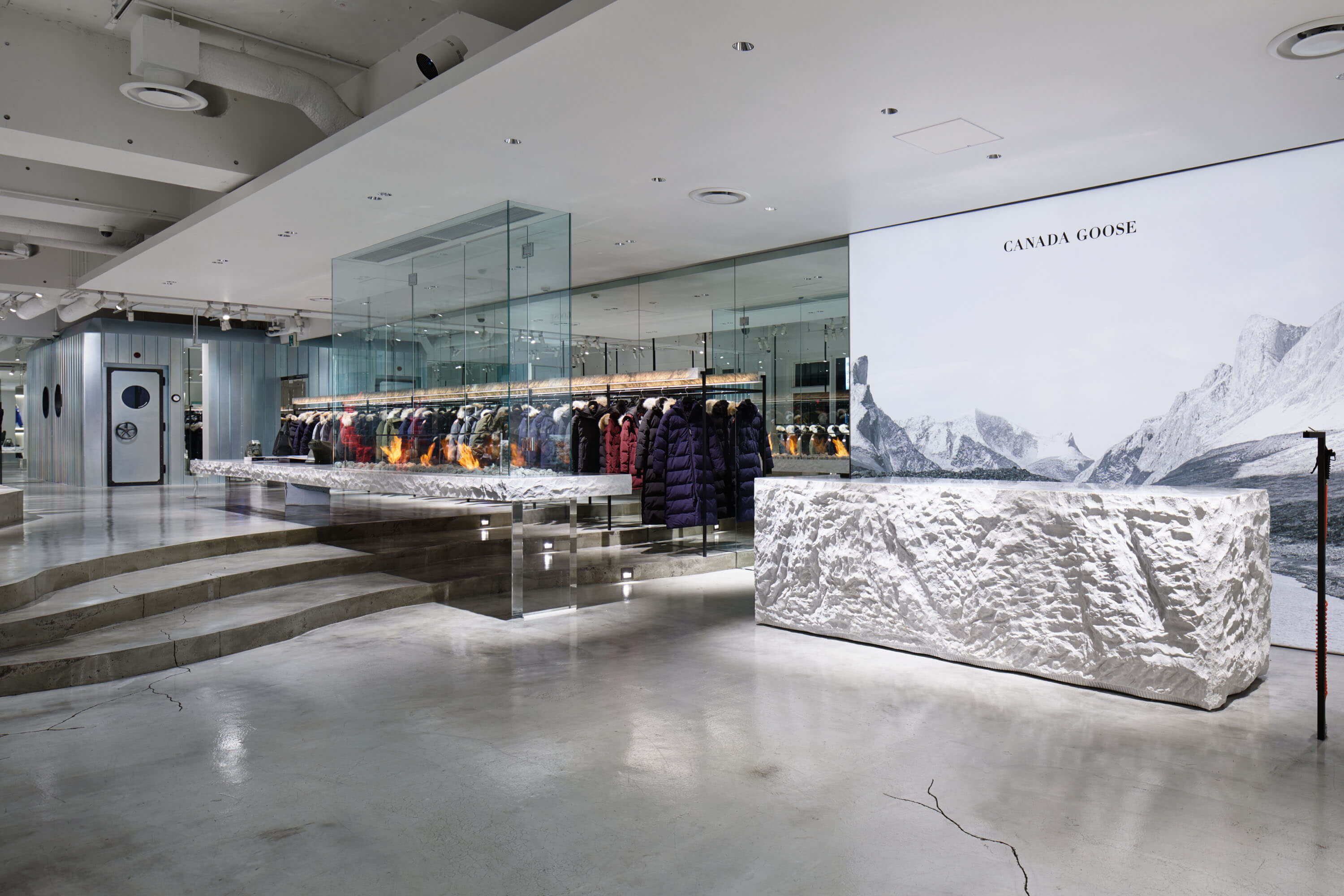 Images Canada Goose Tokyo
