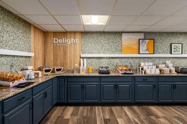 Images Spark by Hilton Sarasota Siesta Key Gateway