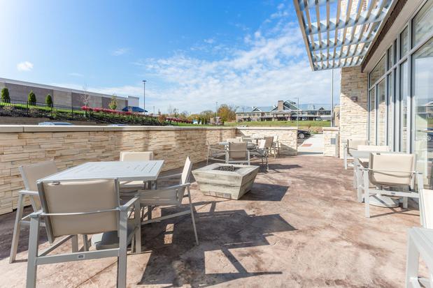 Images Holiday Inn Express & Suites Florence - Cincinnati Airport by IHG