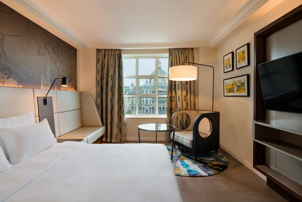 Premium Room with station view Radisson Blu Hotel, Antwerp City Centre Antwerpen 03 203 12 34