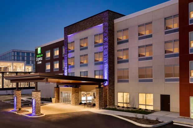 Images Holiday Inn Express & Suites Cincinnati NE - Redbank Road by IHG