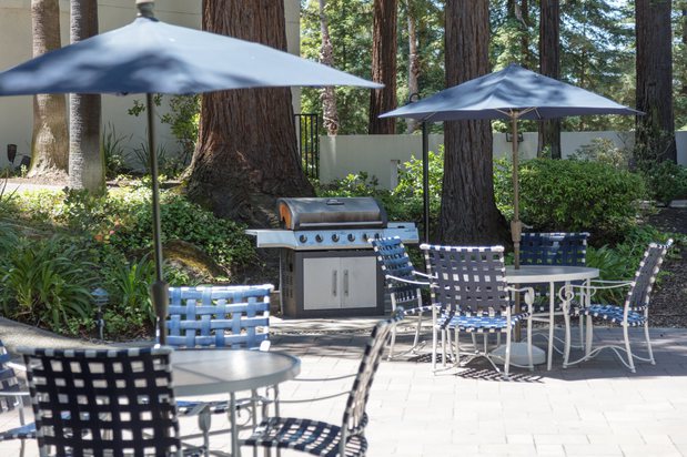 Images Castlewood Apartments