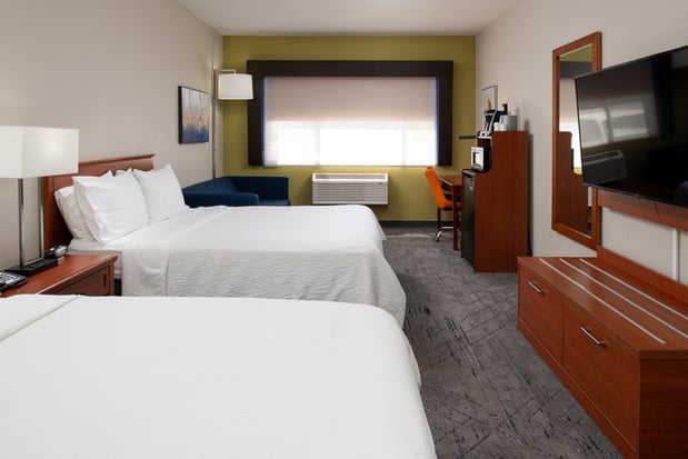 Images Holiday Inn Express & Suites Farmington (Bloomfield) by IHG