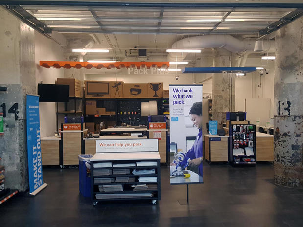 Images FedEx Office Print & Ship Center