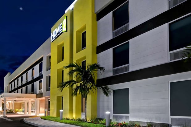Images Home2 Suites by Hilton Naples I-75 Pine Ridge Road