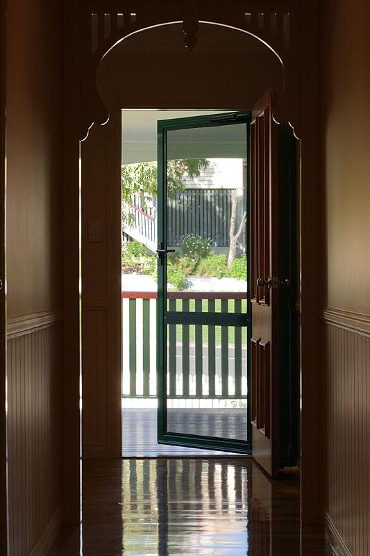 Images Vincent Security - Crimsafe Security Screens & Doors Brisbane