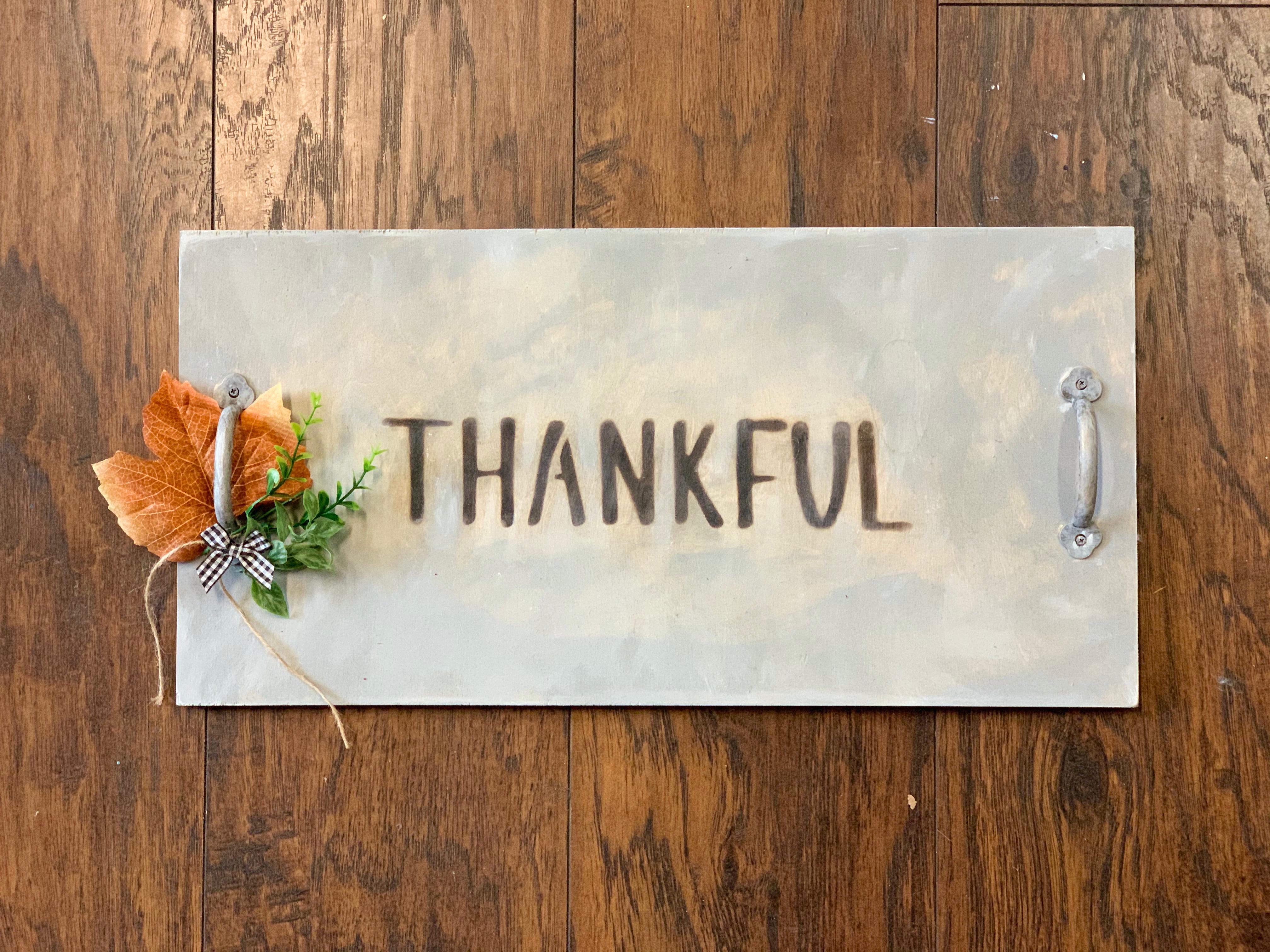 Thanksgiving DIY Thankful Tray