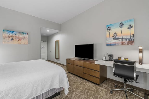 Images Best Western Valencia/Six Flags Inn & Suites