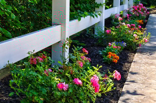 Images Oakwood Lawn & Landscaping