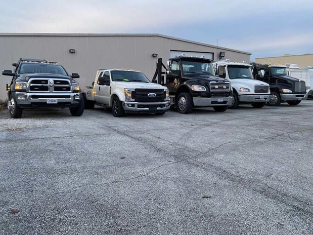 Images Beeline Towing & Recovery