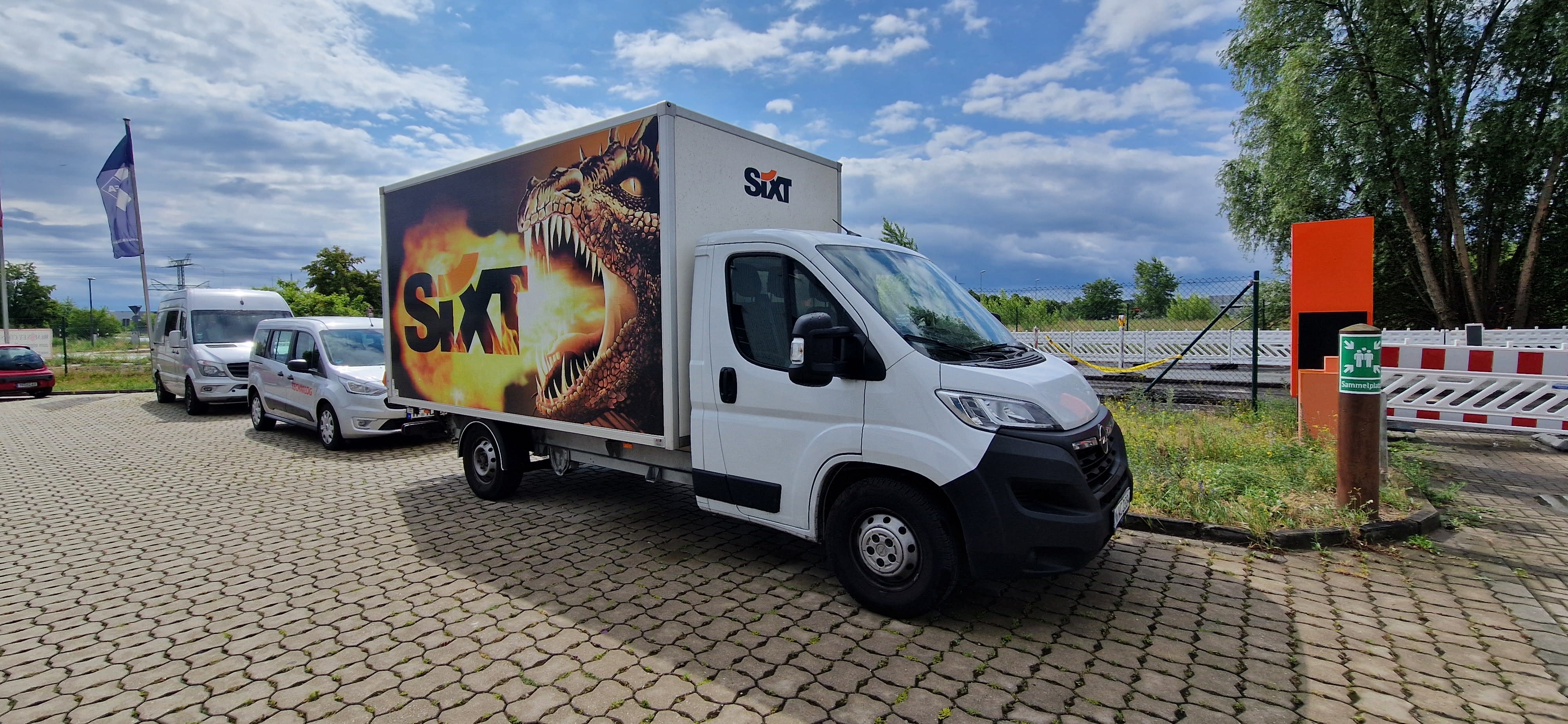 SIXT Autovermietung Ludwigsfelde, Am Birkengrund 21 in Ludwigsfelde