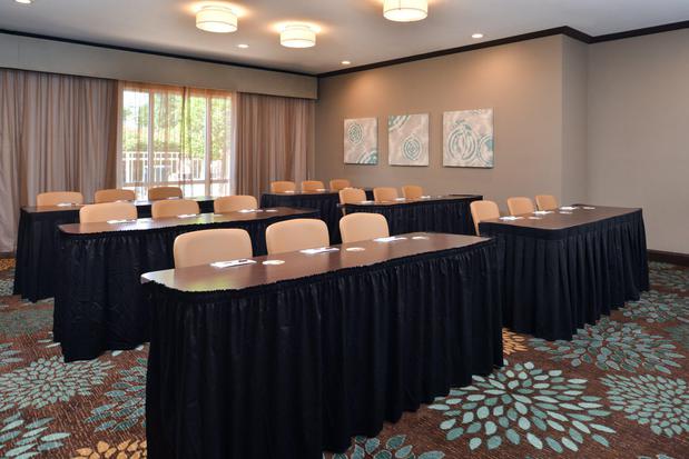 Images Staybridge Suites Wichita Falls by IHG
