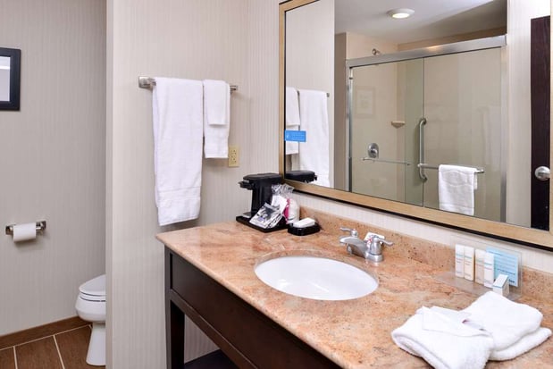 Images Hampton Inn & Suites California University-Pittsburgh