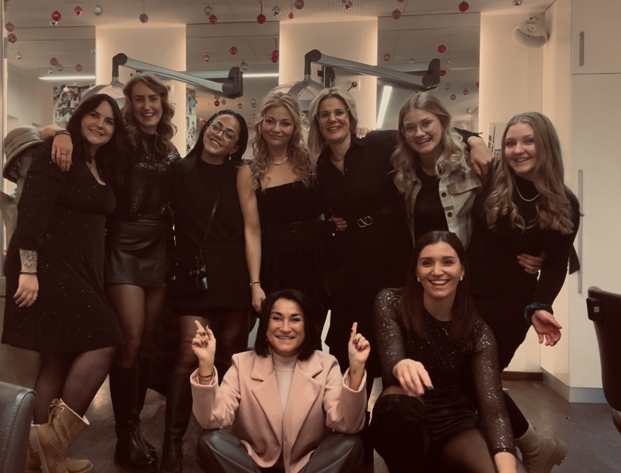 Bild 9 von Friseursalon Hairzstück