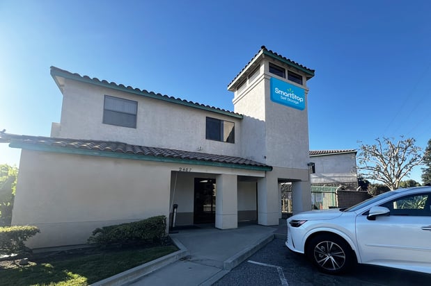 Images SmartStop Self Storage
