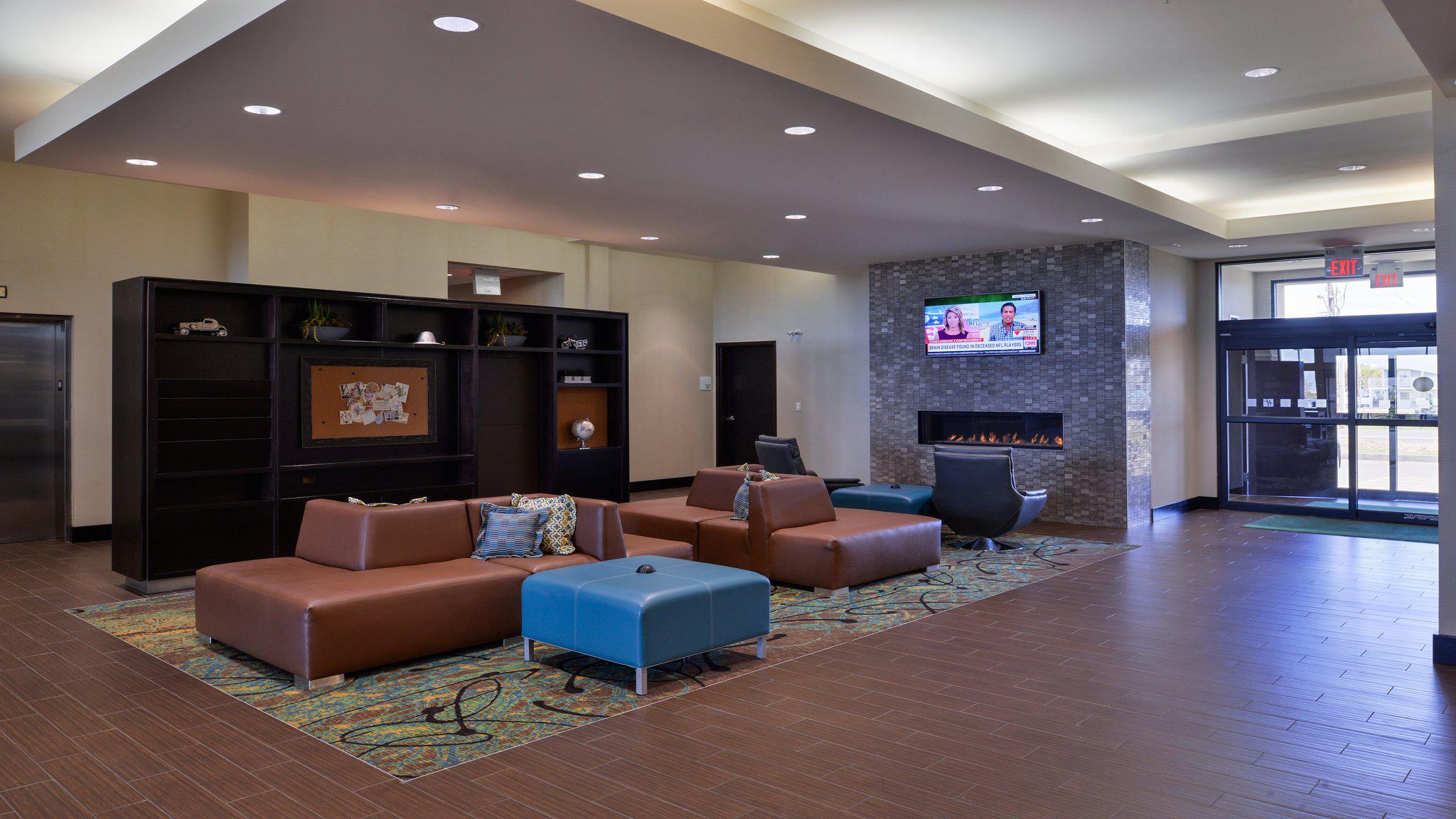 Holiday Inn & Suites Edmonton Arpt - Conference Ctr, an IHG Hotel in Nisku