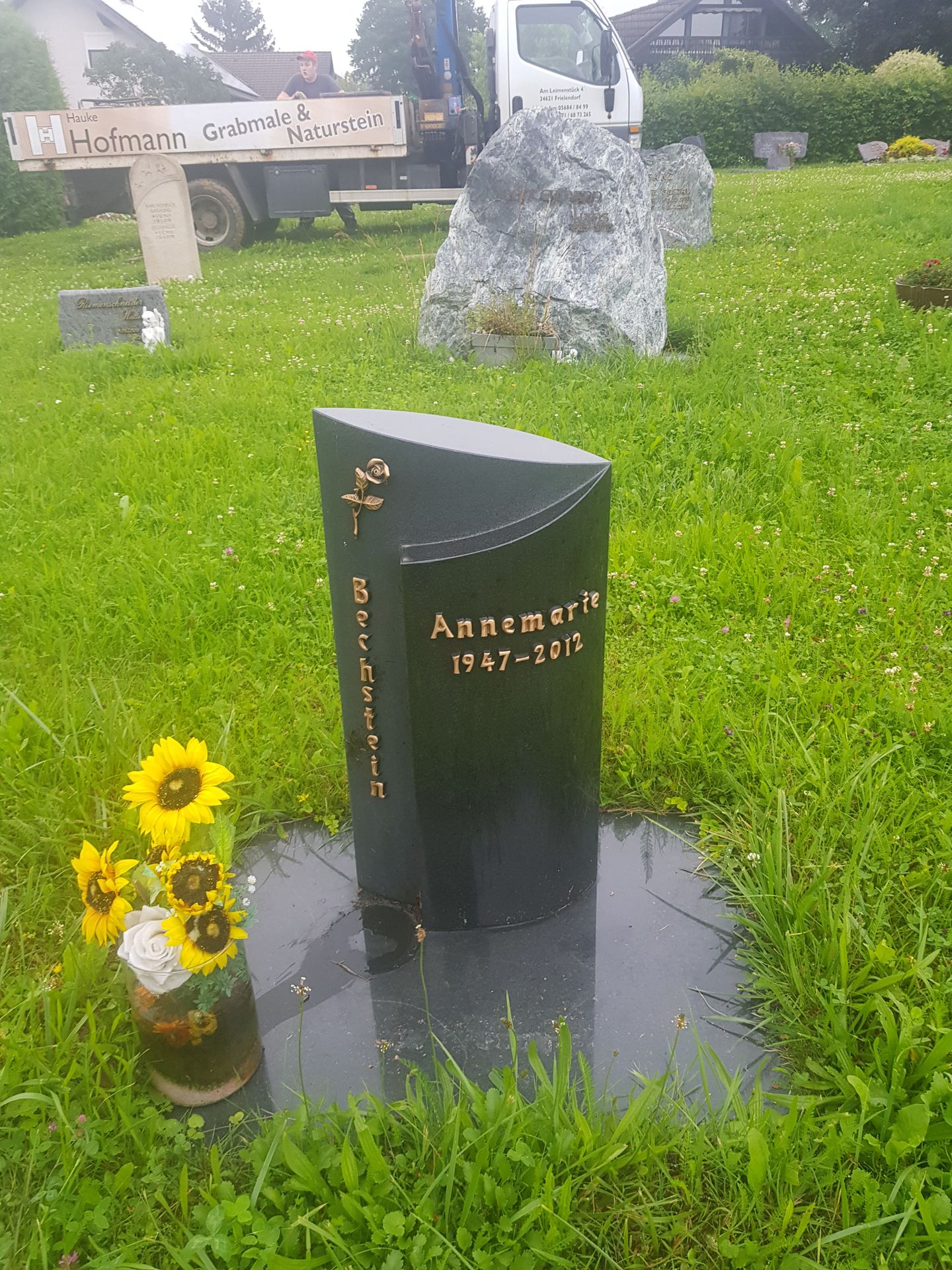 Hauke Hofmann Grabmale & Naturstein, Am Leimenstück 4 in Frielendorf