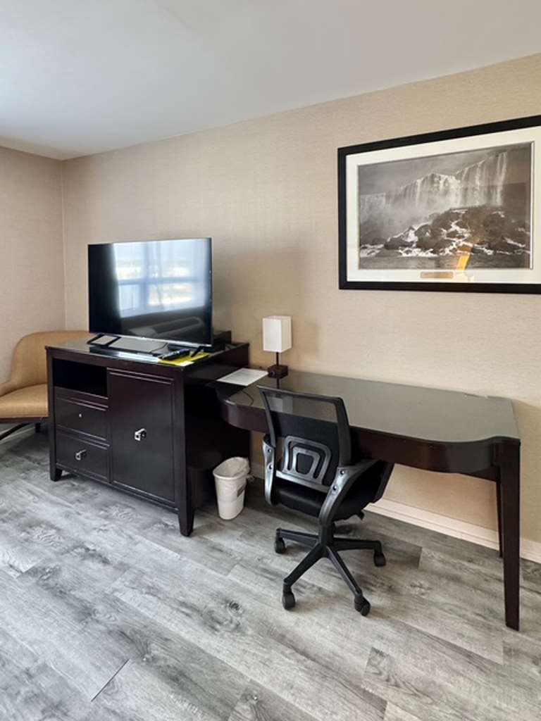 Images Big Bird Inn Wawa, SureStay Collection by Best Western