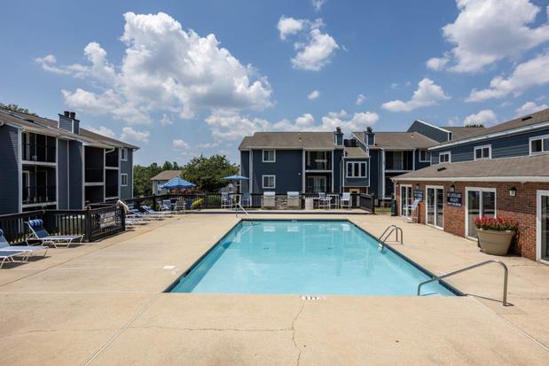 Images Stonesthrow Apartment Homes