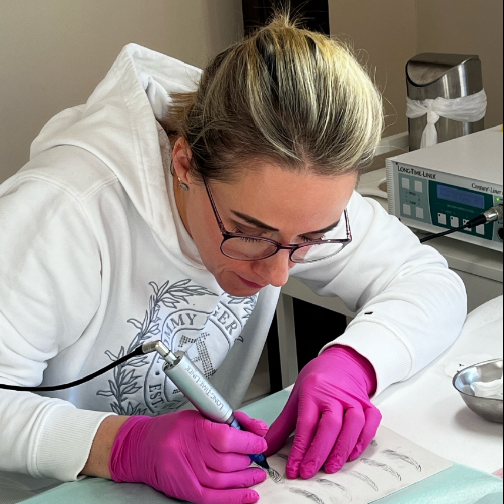 Annett Roeder  Long Time Liner, St. Benedictstr. 19 in Hamburg