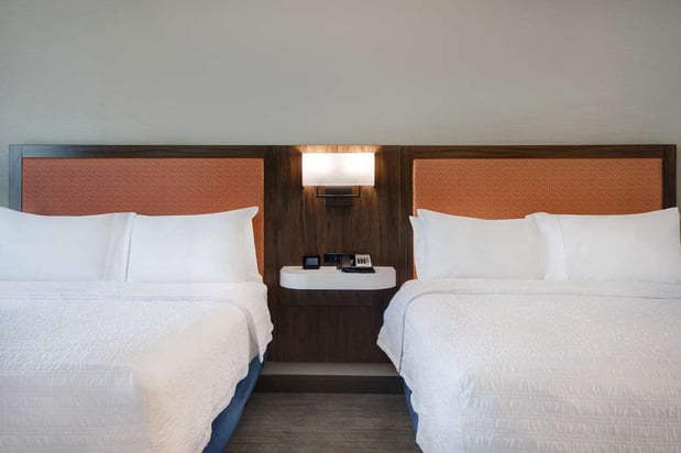 Images Hampton Inn & Suites Yonkers