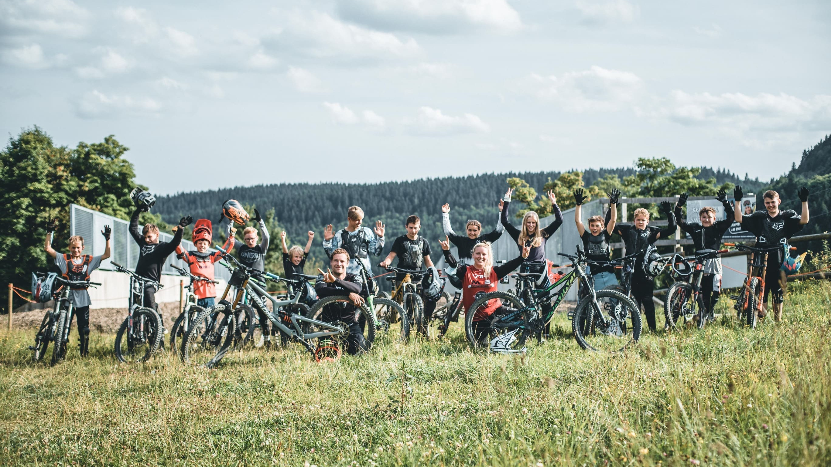 Pia Isabella Klopfleisch & Fabian Bodem GbR, Bleichweg 14 in Calden