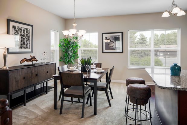 Images Townes at Pine Orchard