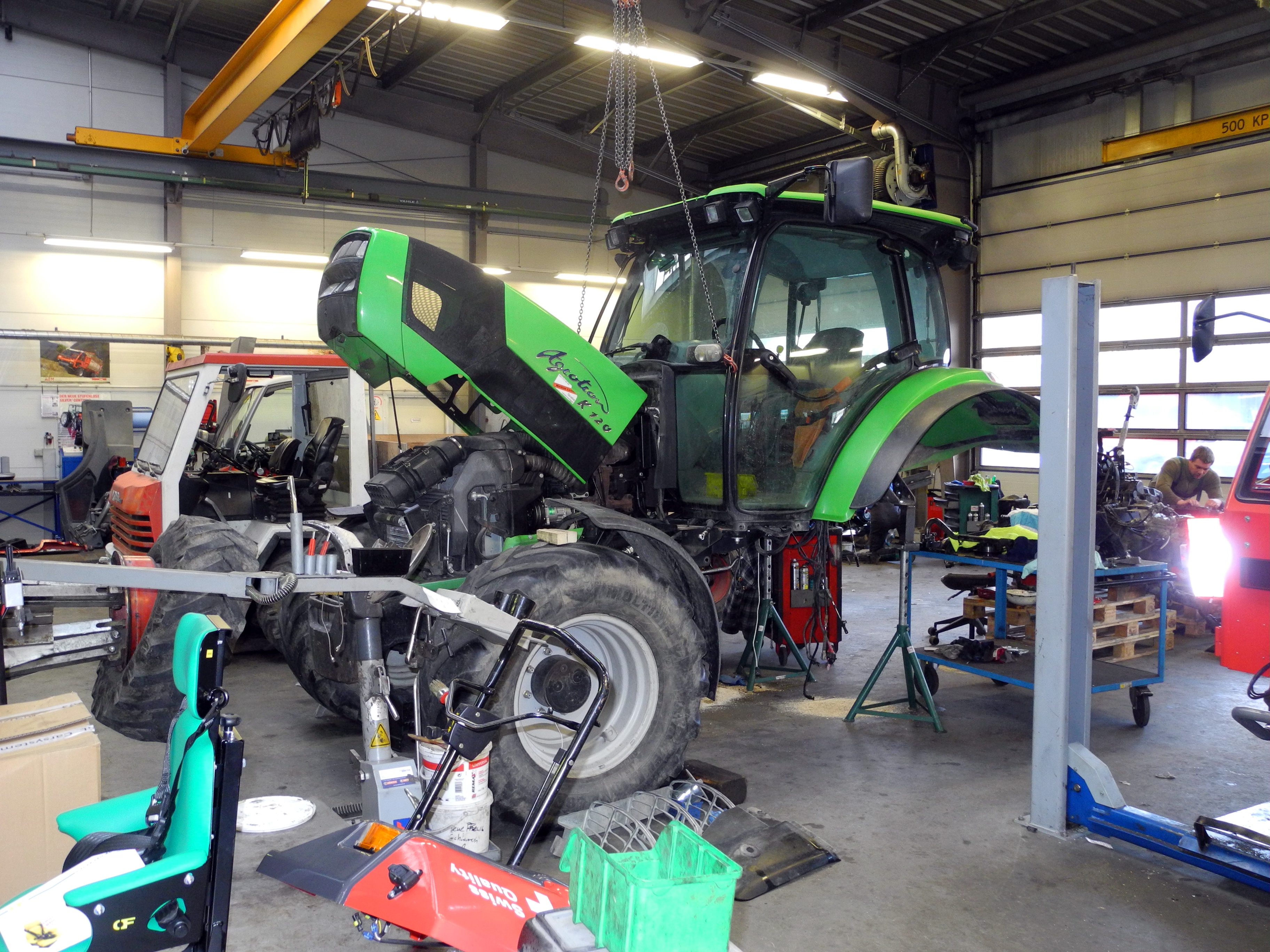 Markus Looser Landmaschinen GmbH, Gewerbestrasse 4 in Grabs