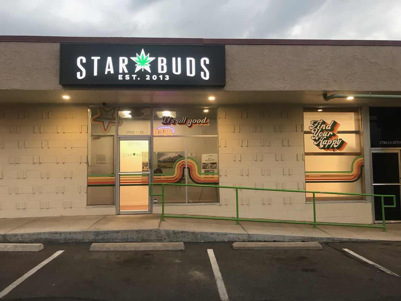 Star Buds Cannabis Dispensary Boulder