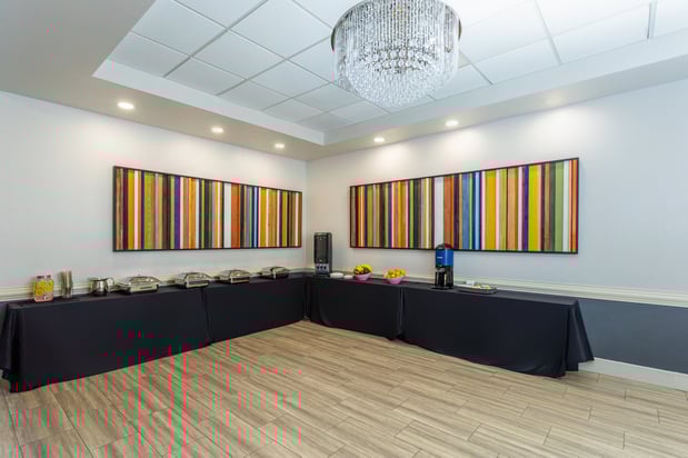 Images Holiday Inn Express & Suites Orlando - International Drive by IHG