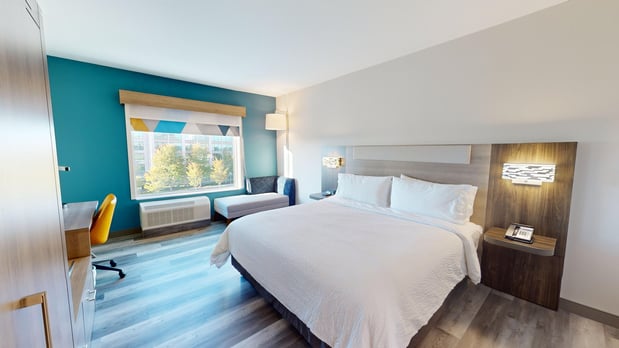 Images Holiday Inn Express & Suites Chicago Schaumburg by IHG