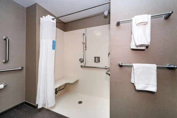 Images Hampton Inn & Suites Greensboro/Coliseum Area