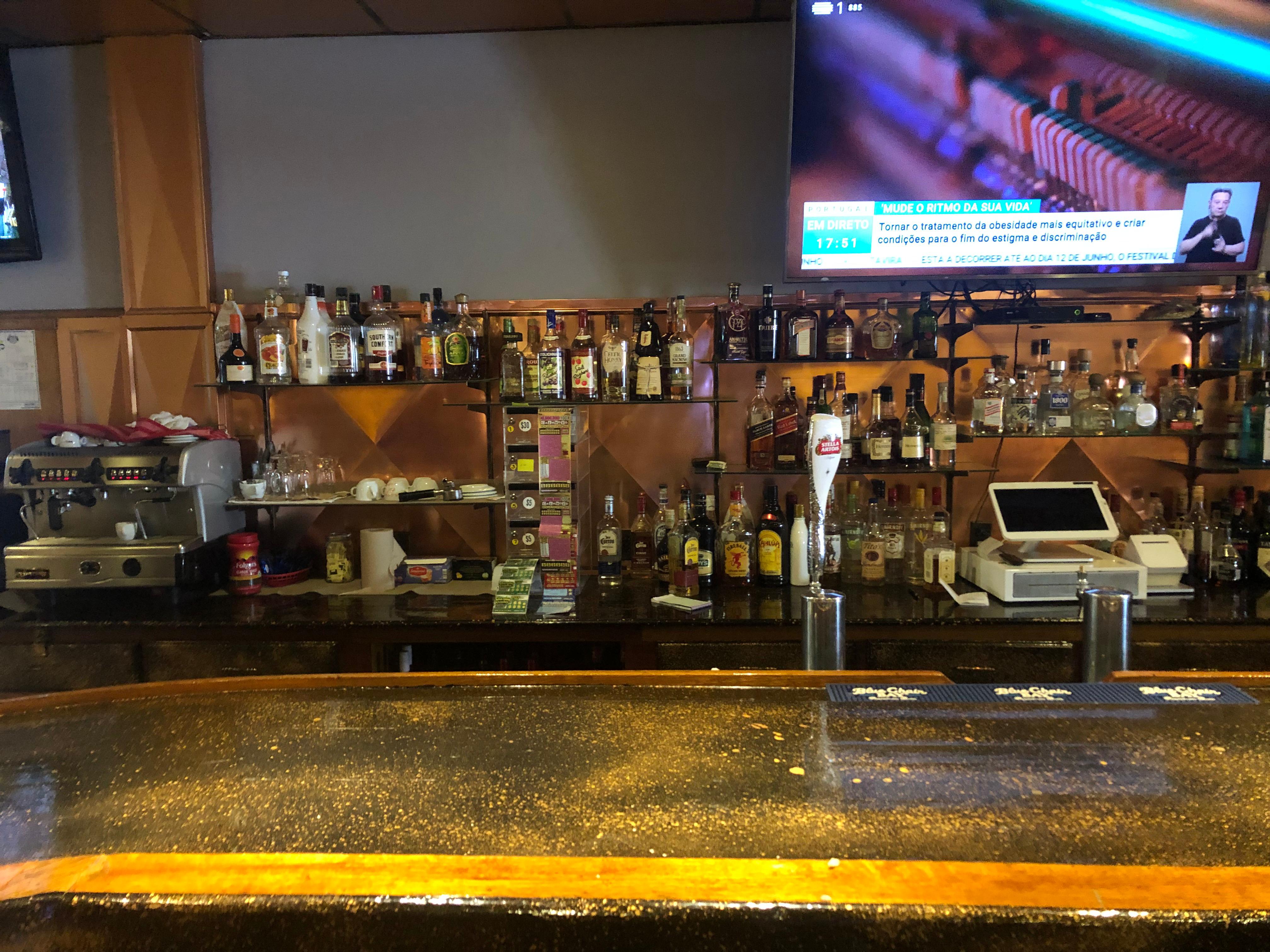 New Bedford Bar &amp; Grill Logo