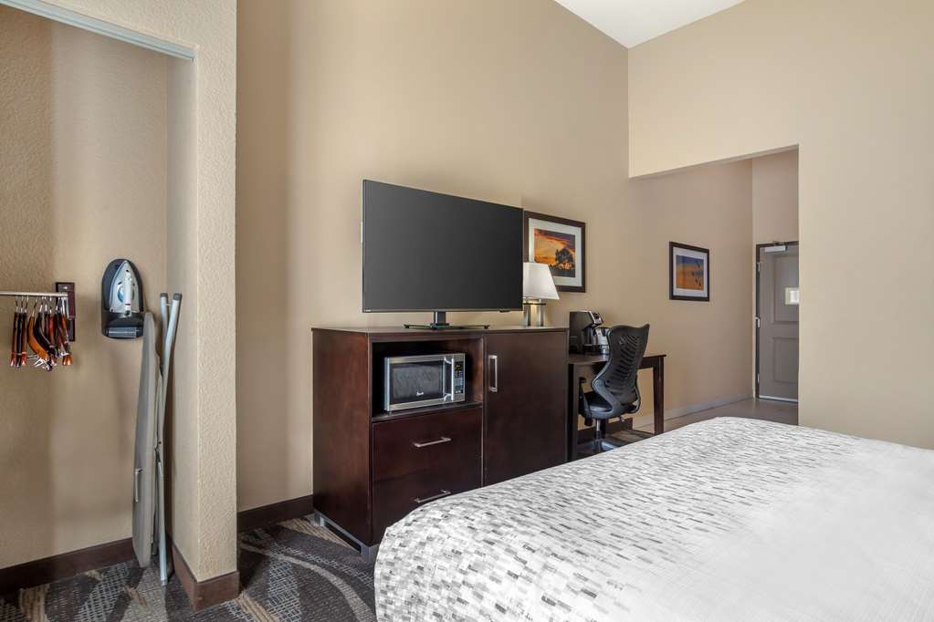 King Bed Guest Room