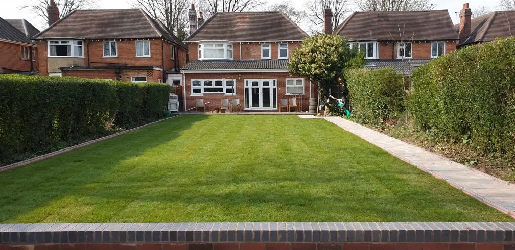 Images Kingston Views Landscaping