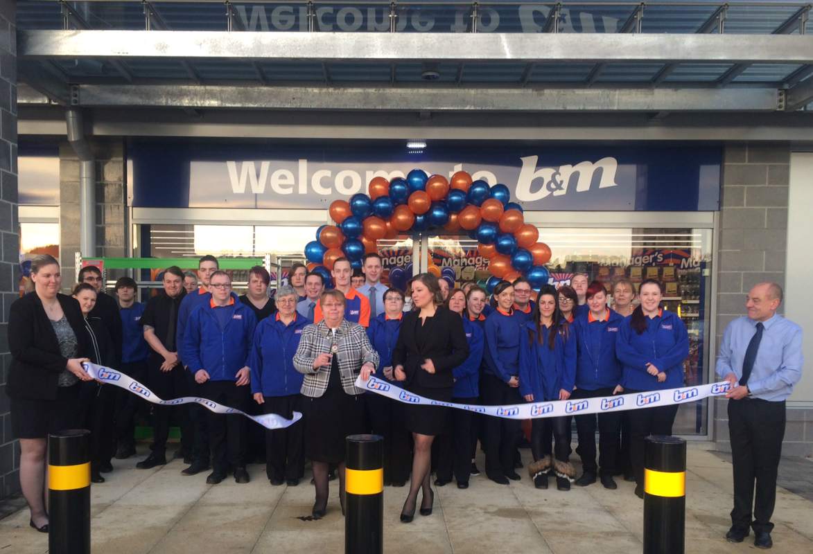 B&M Inshes being formally opened by The Depute Provost Jean Slater.