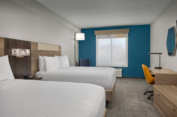 Images Holiday Inn Express & Suites Greensboro - Airport Area by IHG