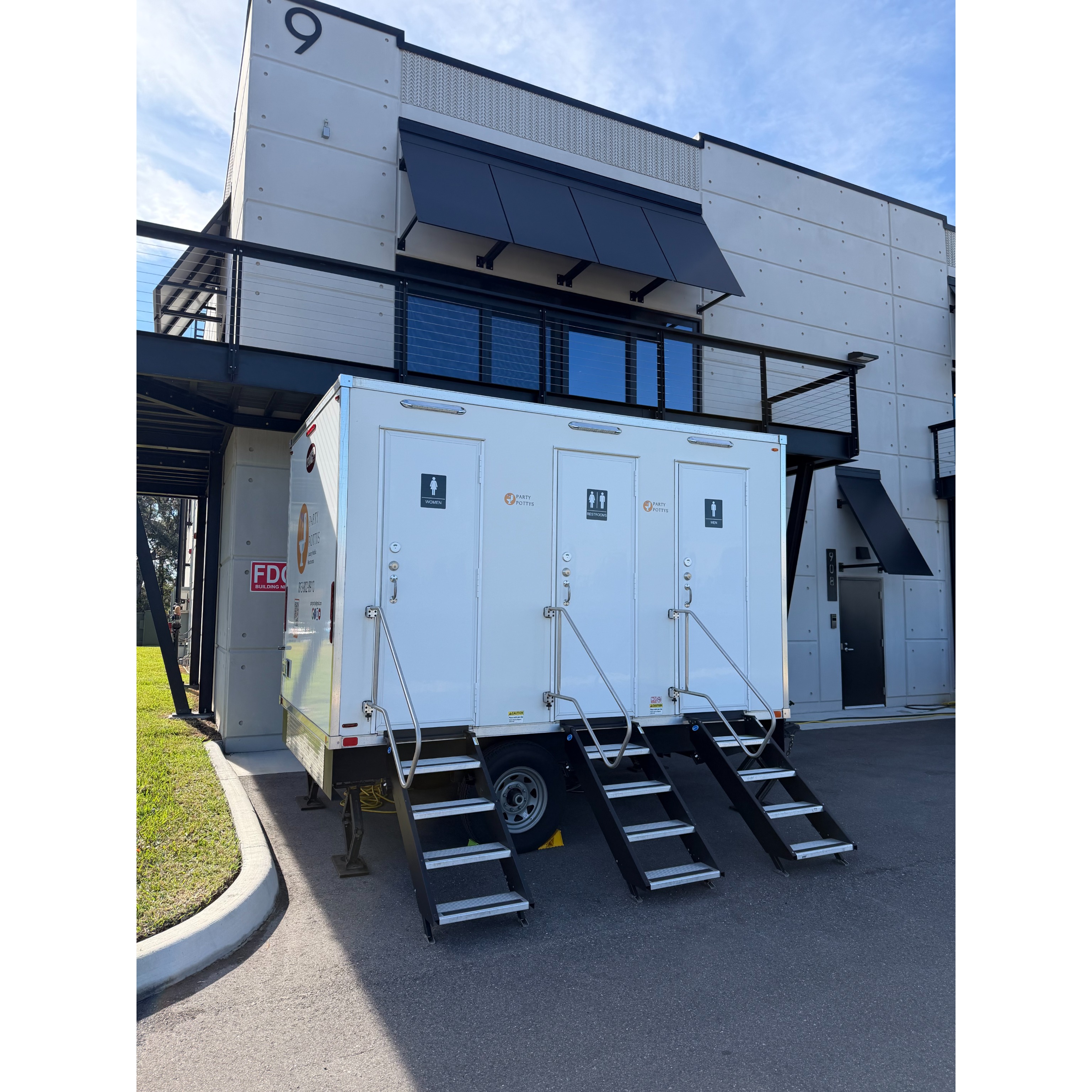 Portable Restrooms in Miami, FL