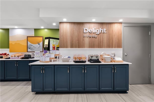 Images Spark by Hilton Biloxi Ocean Springs