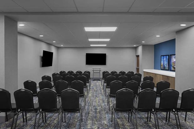 Images Hampton Inn Cleveland-Downtown