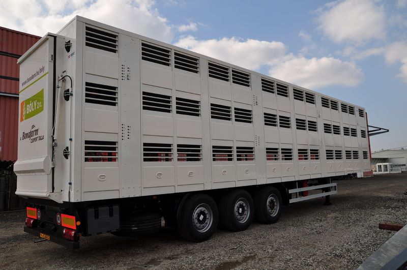 Images Kadia Bt. - Plató- Teherautó felépítmény készítés